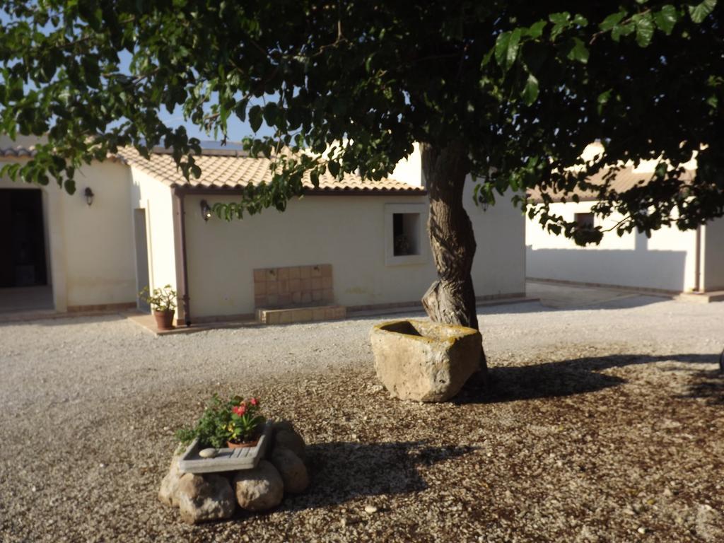 Bed and Breakfast L'Antico Trappeto Noto Esterno foto