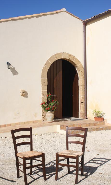 Bed and Breakfast L'Antico Trappeto Noto Esterno foto